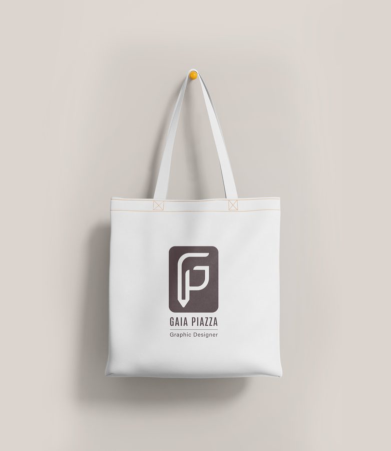 Tote bag con il monogramma di Gaia Piazza